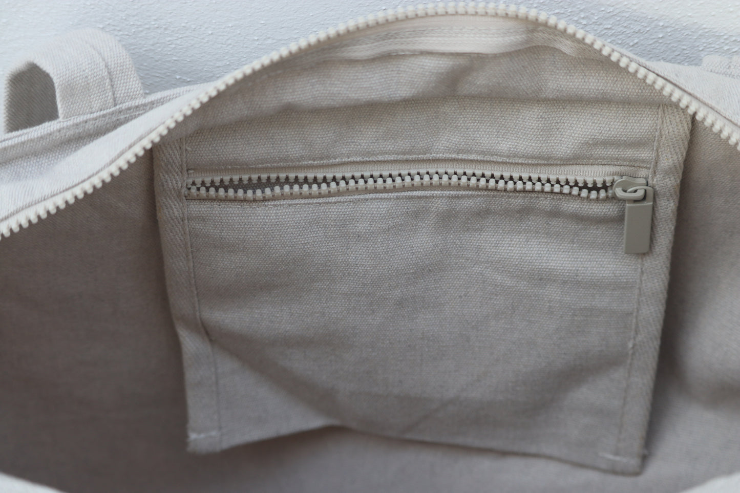 NIUDA Tote Bag