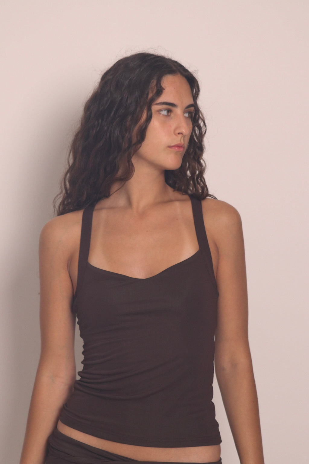 BRUNÉE top